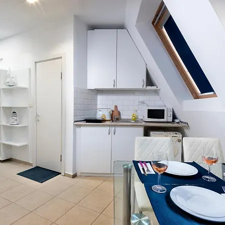 Apartment Super Center, Modern Under The Stars *